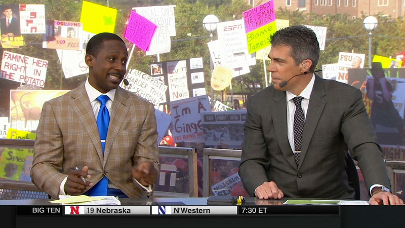Illustration for article titled Rape Jokes Everywhere: Your College GameDay Sign Roundup